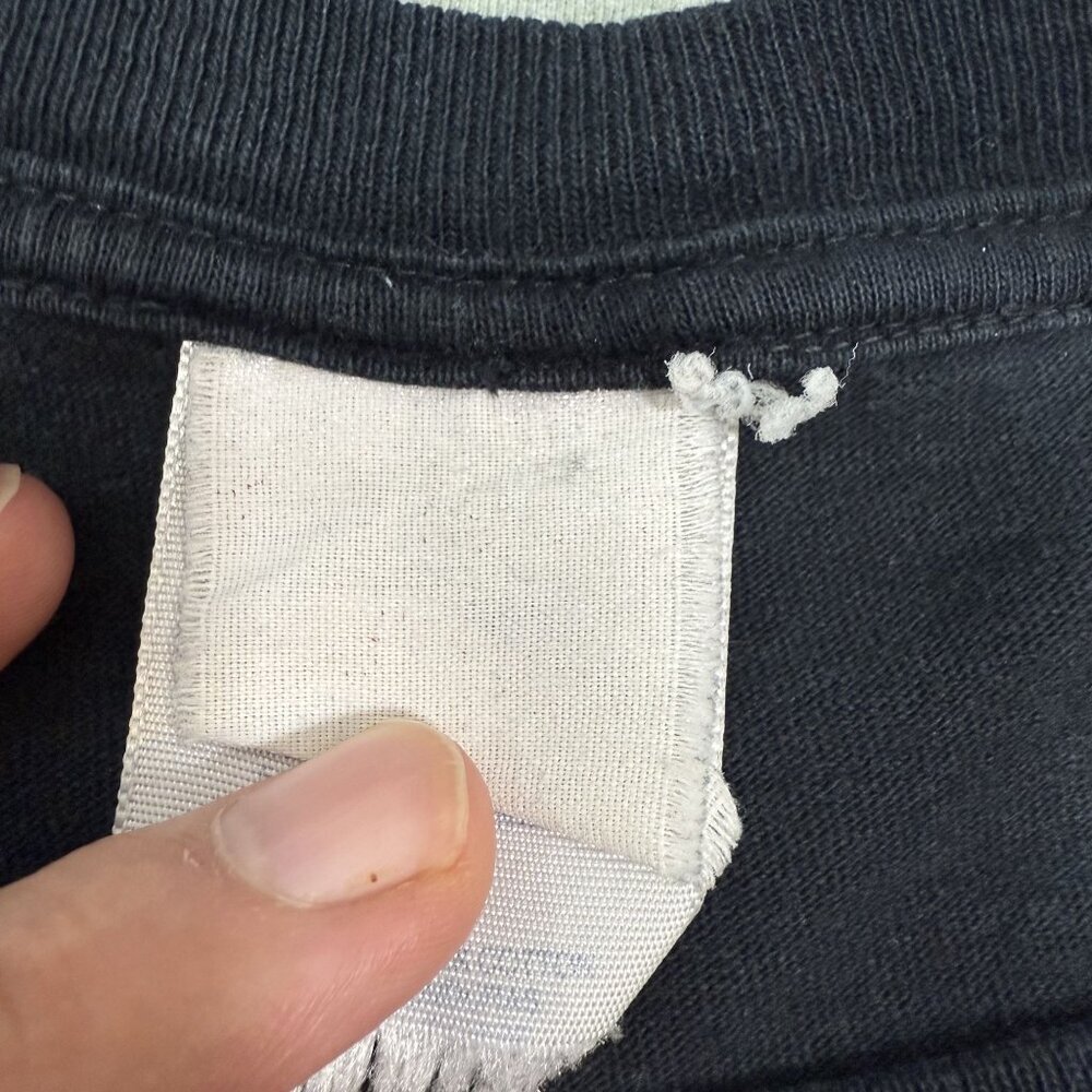 1999 Grinch T-shirt Mens Size XL Black Holiday Y2k Streetwear - Picture 4 of 6